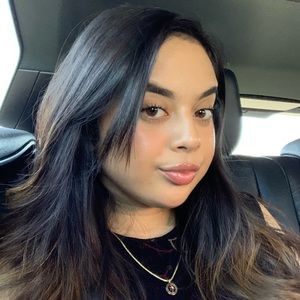 Meet your Posher, Gaby